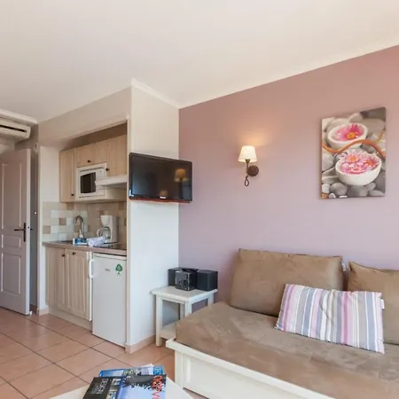 Les Calanques Des Issambres 2p4p Std Appartement